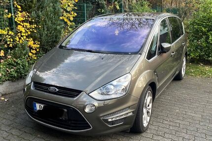 Ford S-Max 197.000 km 7.200 € Bochum 44795