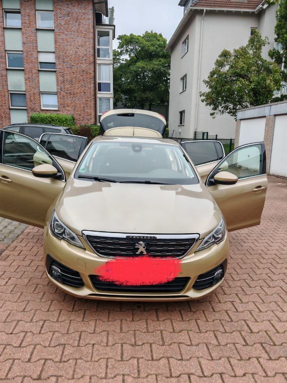 Peugeot 308 79.000 km 8.000 € Essen 45357