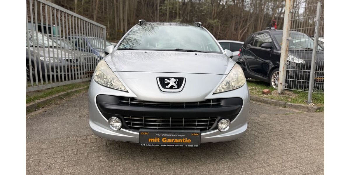 Peugeot 207 130.257 km 2.999 &euro; Essen 45145
