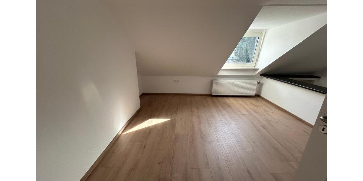 Dachgeschoßwohnung Witten Heven - 2 Zimmer, 29 m&sup2;, 270&euro; | Angebot:25448300