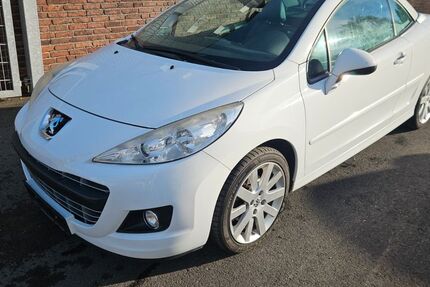 Peugeot 207 153.122 km 3.999 &euro; Gevelsberg 58285
