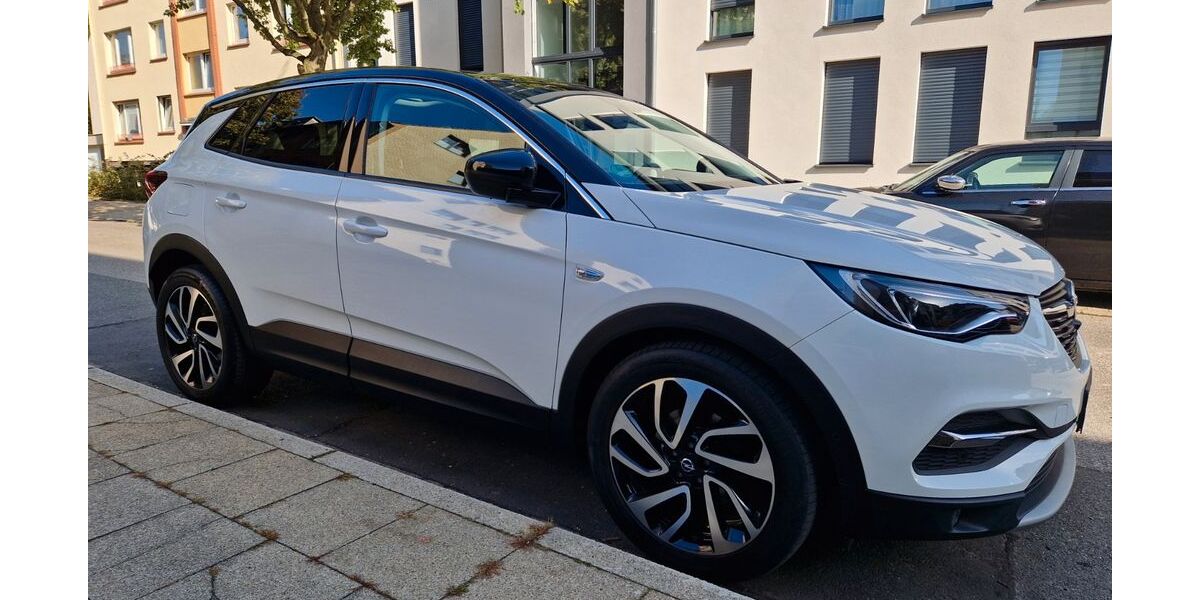 Opel Grandland (X) 105.000 km 16.400 &euro; Essen 45144