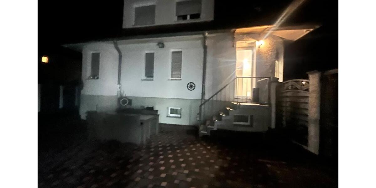 Doppelhaushälfte Bottrop Batenbrock - 2 Zimmer, 91 m&sup2;, 270.000&euro; | Angebot:26040037