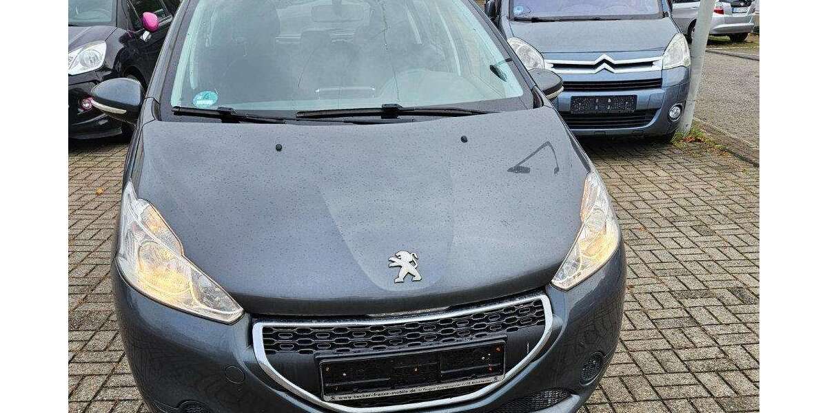 Peugeot 208 123.650 km 5.900 &euro; Oberhausen 46047