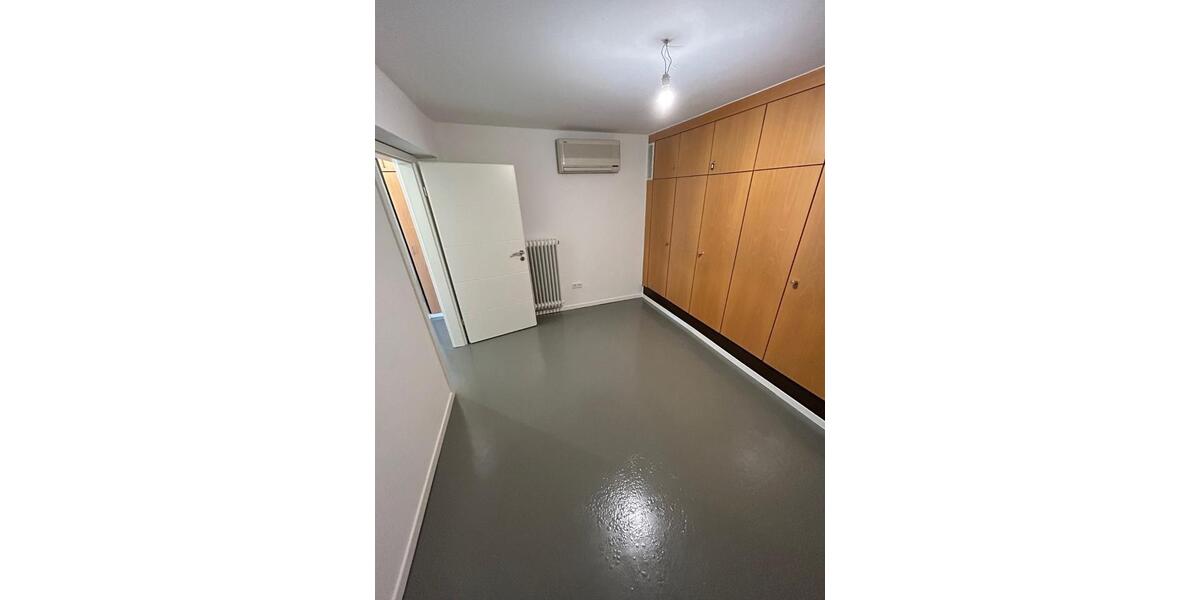 Gewerbefläche im Erdgeschoss – für Büro, Kleingewerbe, Praxis zimmer