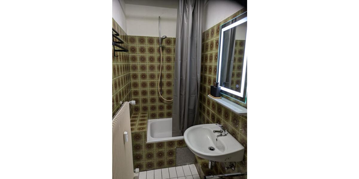 Etagenwohnung Oberhausen - 1 Zimmer, 39 m&sup2;, 650&euro; | Angebot:26093670