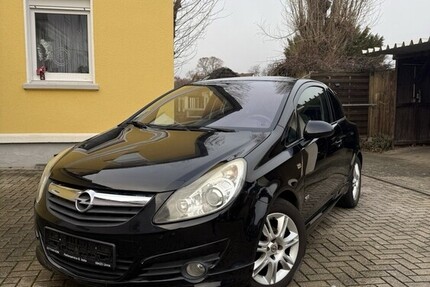 Opel Corsa D 144.000 km 3.799 &euro; Dortmund 44135