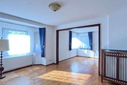 Haus Duisburg Rheinhausen - 7.5 Zimmer, 186 m&sup2;, 690.000&euro; | Angebot:26418820