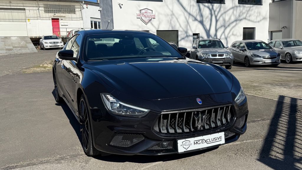 Maserati Ghibli 175.000 km 26.990 &euro; Dortmund 44147