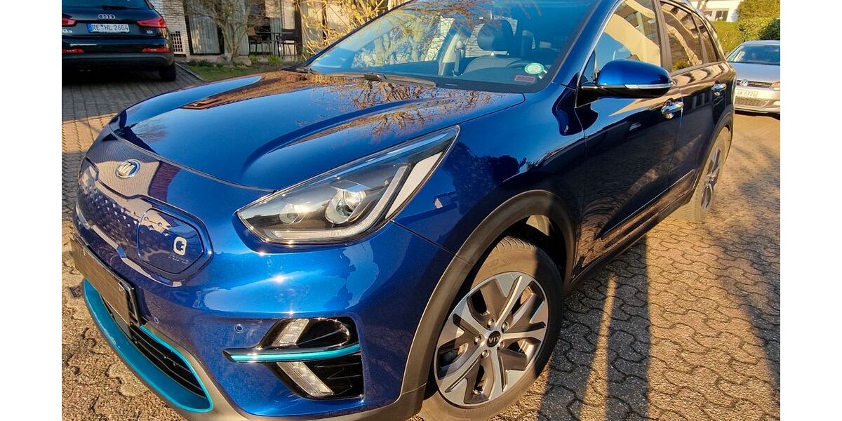 Kia Niro 52.000 km 21.500 € Herten 45699