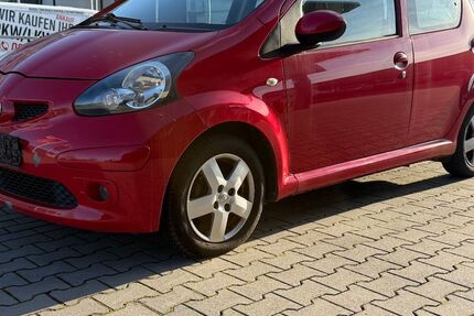 Toyota Aygo (X) 187.831 km 999 &euro; Gelsenkrichen 45884