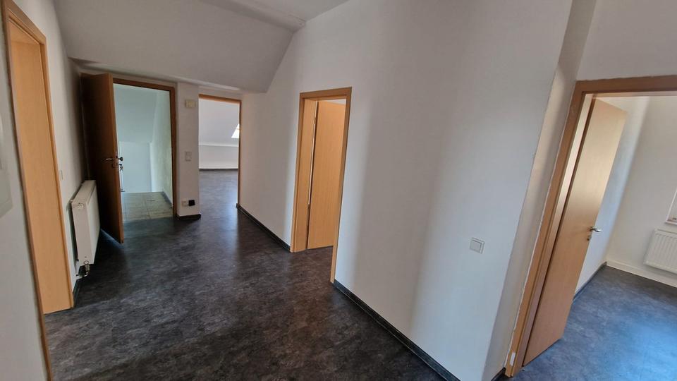 Dachgeschoßwohnung Recklinghausen Grullbad - 4 Zimmer, 100 m&sup2;, 850&euro; | Angebot:26312932
