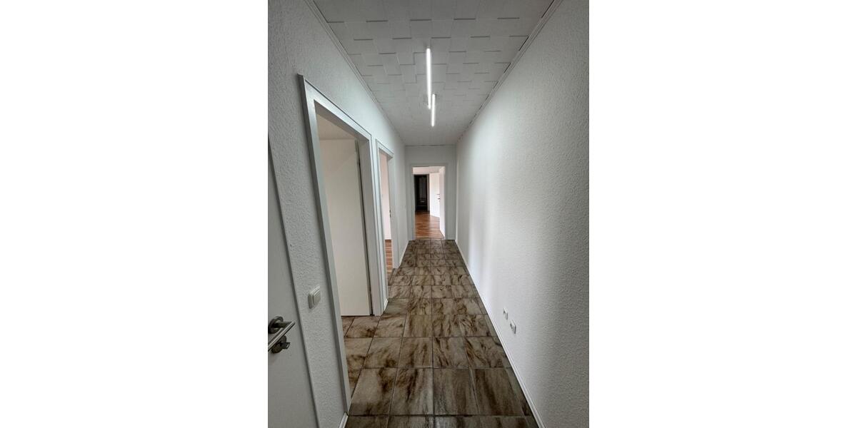 Etagenwohnung Bochum Höntrop - 3.5 Zimmer, 68 m&sup2;, 130.000&euro; | Angebot:26406442
