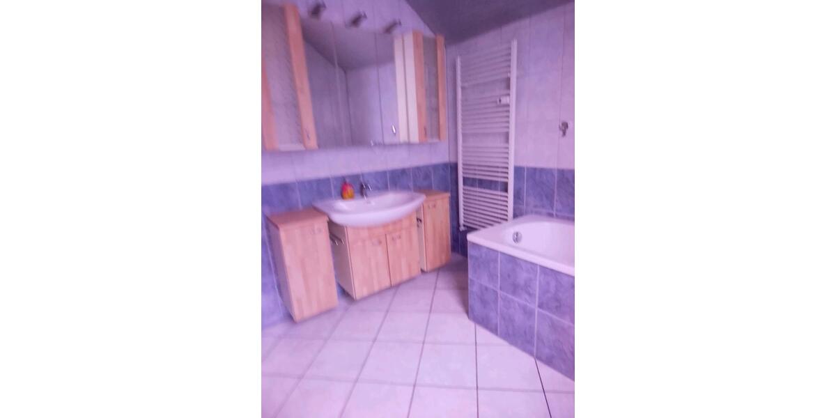 Dachgeschoßwohnung Gelsenkirchen Resse - 3.5 Zimmer, 67 m&sup2;, 690&euro; | Angebot:26347723