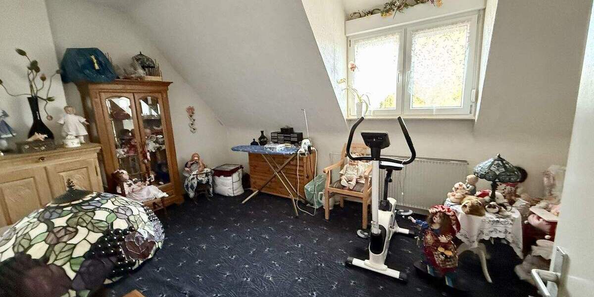 Reihenmittelhaus Gladbeck Schultendorf - 3 Zimmer, 80 m&sup2;, 220.000&euro; | Angebot:25190759