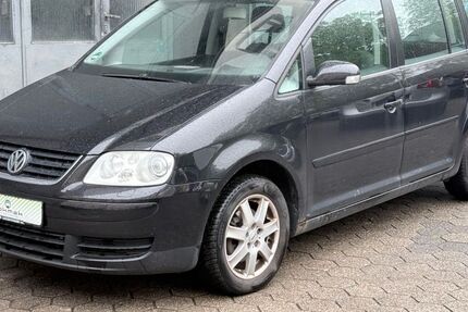 VW Touran 232.507 km 890 &euro; Witten - NRW 58452