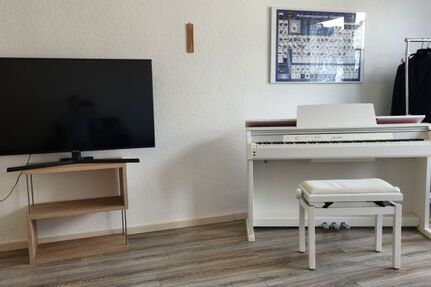 AB SOFORT! Renovierte Single Wohnung in bester Lage v. Düsseldorf Friedrichstadt