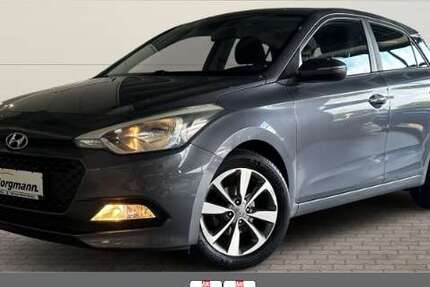 Hyundai i20 54.300 km 10.490 &euro; Gelsenkirchen 45894