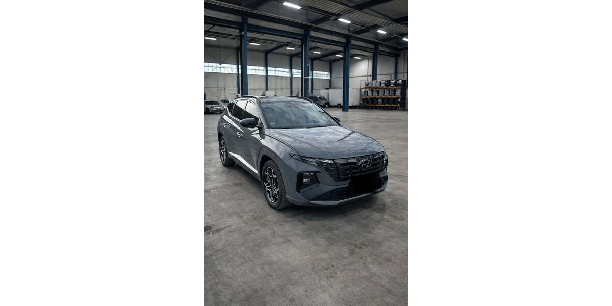Hyundai TUCSON 24.585 km 29.777 &euro; Duisburg 47138
