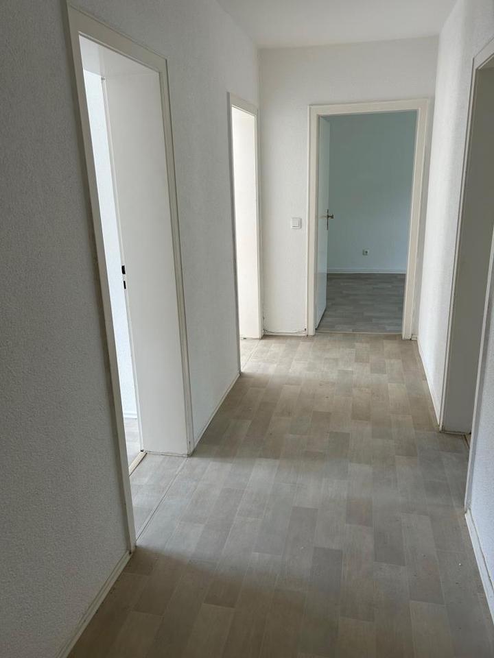 3 Zimmer Wohnung im 3. Obergeschoss in Kuhlerkamp zimmer