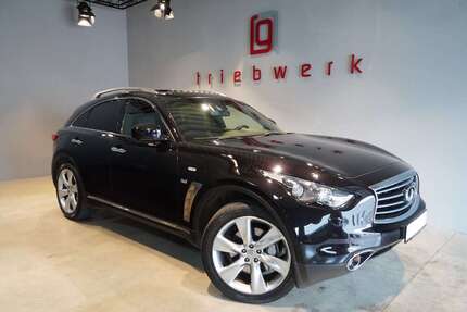 INFINITI QX70