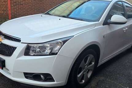 Chevrolet Cruze 90.000 km 3.800 &euro; Oberhausen 46149