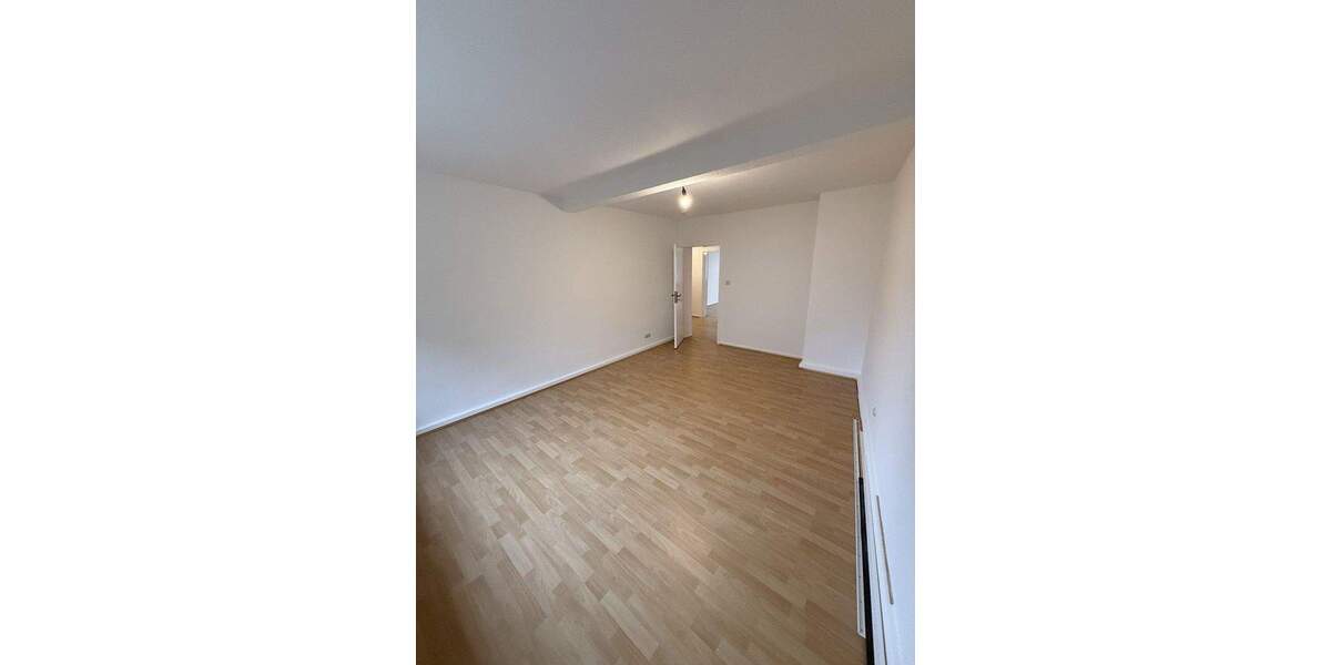 Etagenwohnung Wuppertal Elberfeld - 2 Zimmer, 62 m&sup2;, 560&euro; | Angebot:25402181