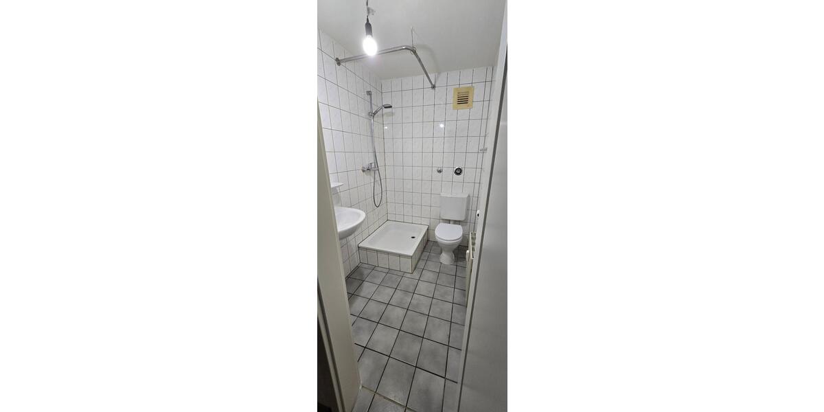 Etagenwohnung Wuppertal Gemarkung Langerfeld - 1 Zimmer, 27 m&sup2;, 330&euro; | Angebot:26130710