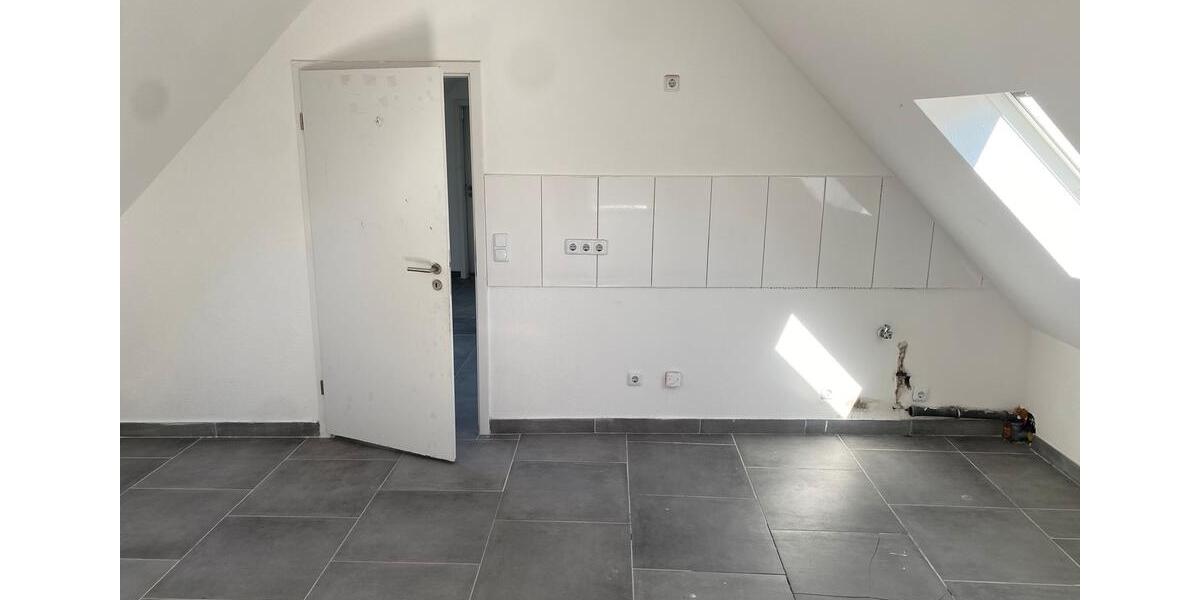 Dachgeschoßwohnung Dortmund Mengede - 3 Zimmer, 53 m&sup2;, 700&euro; | Angebot:26396483