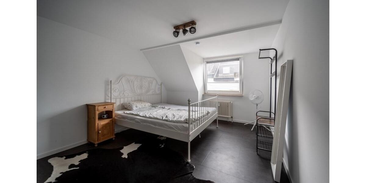 Maisonettenwohnung Essen Stadtbezirk VIII - 2 Zimmer, 95 m&sup2;, 1.600&euro; | Angebot:26386934
