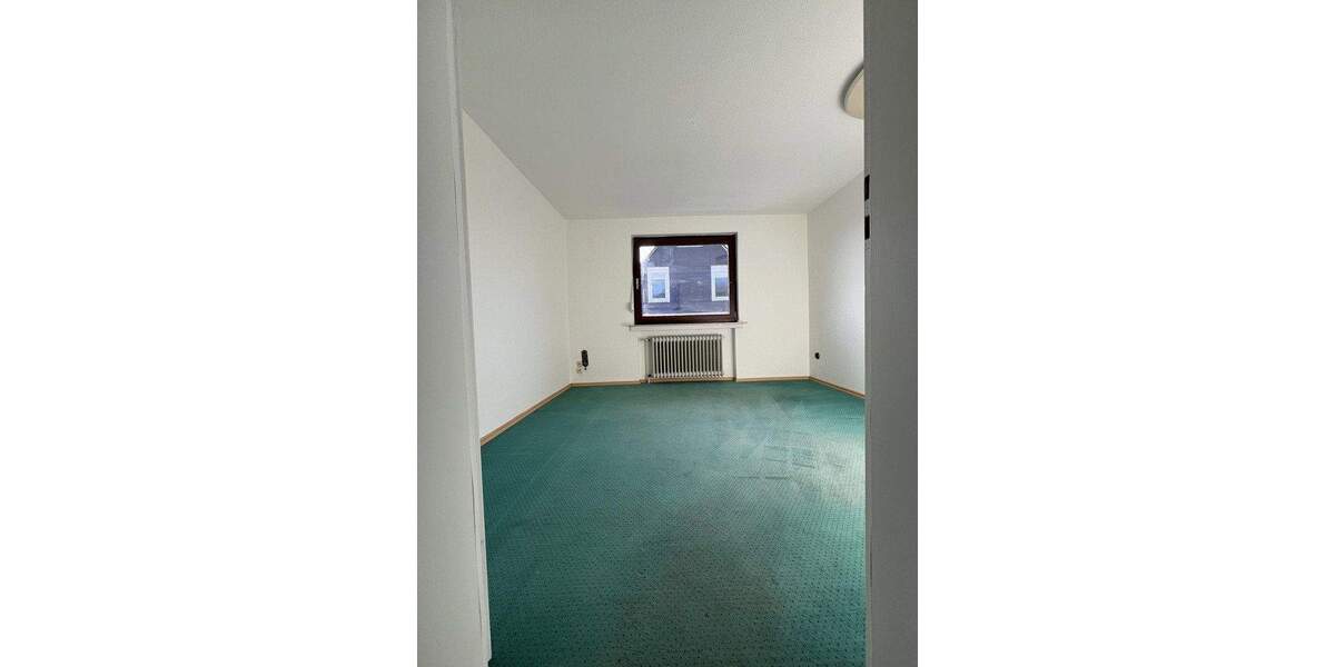 Etagenwohnung Gevelsberg - 3 Zimmer, 95 m&sup2;, 179.000&euro; | Angebot:25390545