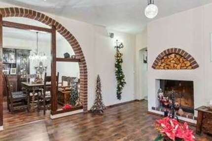 Haus zum Kaufen in Duisburg 484.000 € 250 m² 6 zimmer