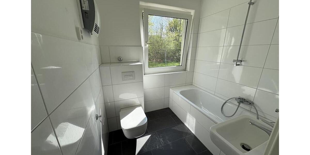 Erdgeschoßwohnung Gelsenkirchen Gelsenkirchen-Nord - 2 Zimmer, 50 m&sup2;, 359&euro; | Angebot:26096189