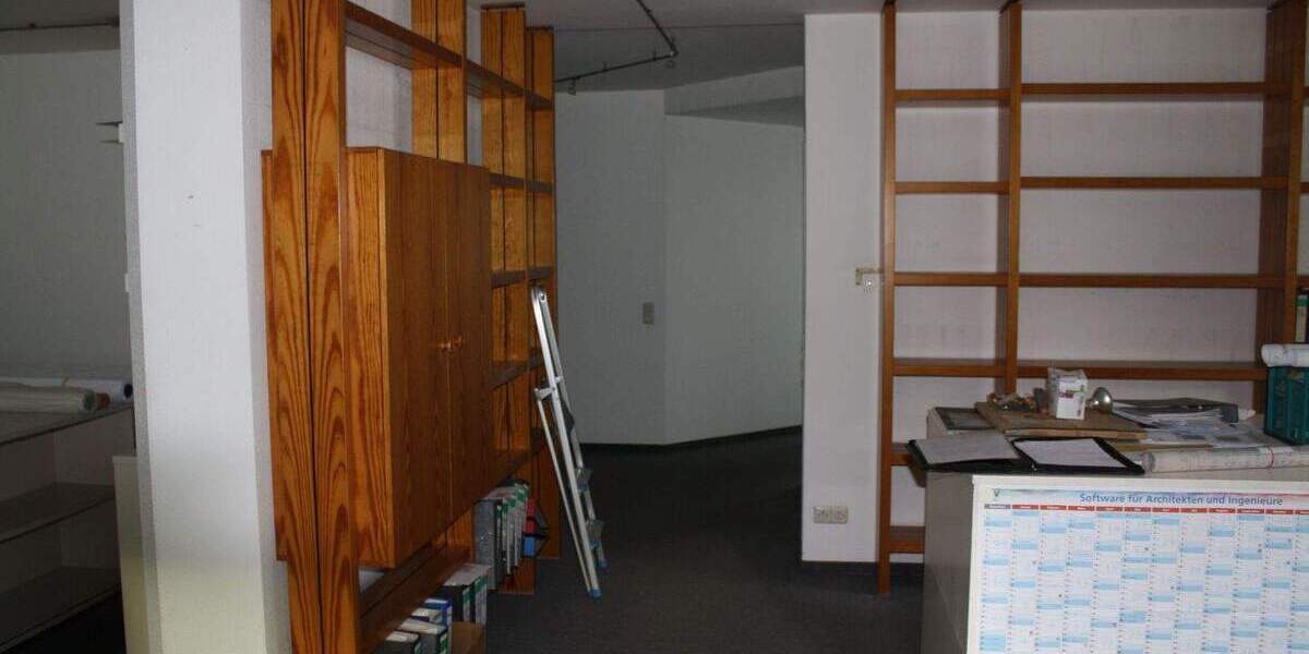 RESERVIERT! Büroräume in Herne-Sodingen mit Stellplätzen und Garage, eigenem Eingang 3 zimmer