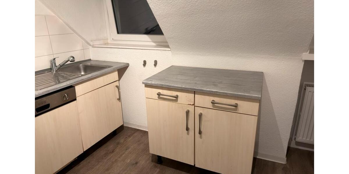 Dachgeschoßwohnung Essen Stadtbezirk VI - 3.5 Zimmer, 72 m&sup2;, 809&euro; | Angebot:24731097