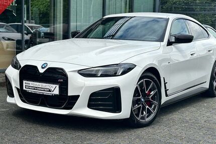 BMW i4 22.721 km 53.580 &euro; Mülheim 45472