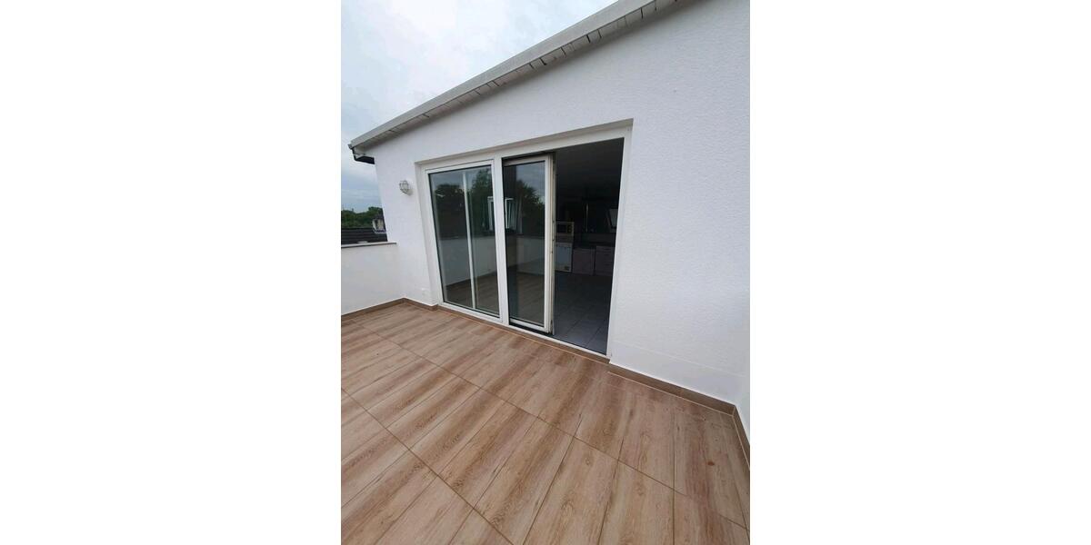 Dachgeschoßwohnung Gelsenkirchen - 2 Zimmer, 96 m&sup2;, 139.000&euro; | Angebot:25636925