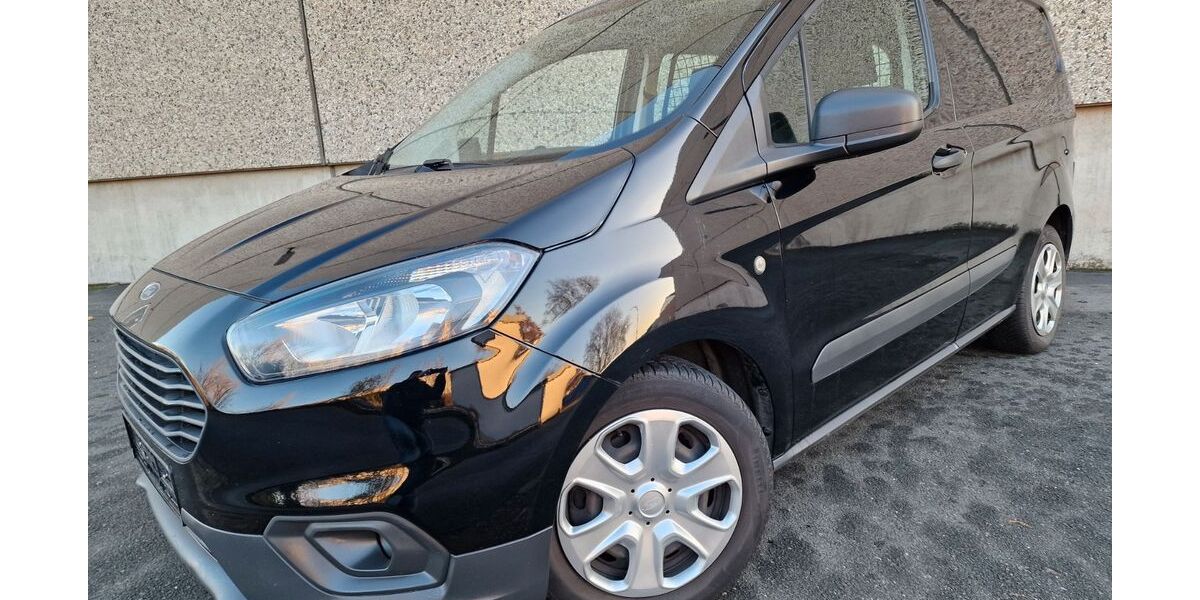 Ford Transit Courier 131.200 km 7.777 &euro; Dortmund 44379