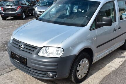 VW Caddy 107.200 km 7.980 € Oberhausen 46145