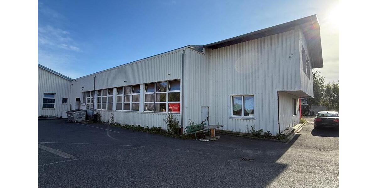 5000 m² Freifläche + 340 m² Halle Büro Lager Gewerbefläche zimmer