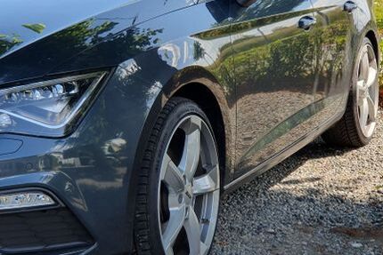 Seat Leon 90.000 km 17.900 &euro; Herten 45699