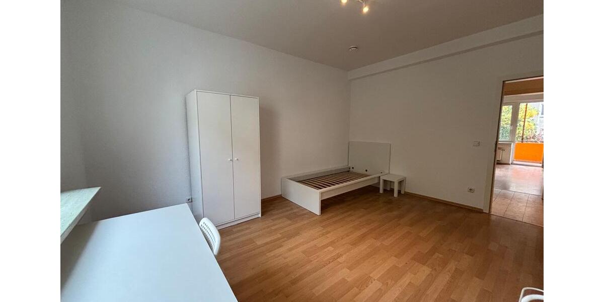 Etagenwohnung Essen Stadtbezirk III - 1 Zimmer, 20 m&sup2;, 425&euro; | Angebot:26403768
