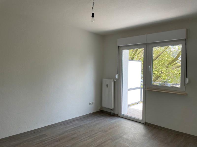 Wohnen mit Weitblick - schicke 3-Raum-Wohnung mit Panoramabalkon 3 zimmer