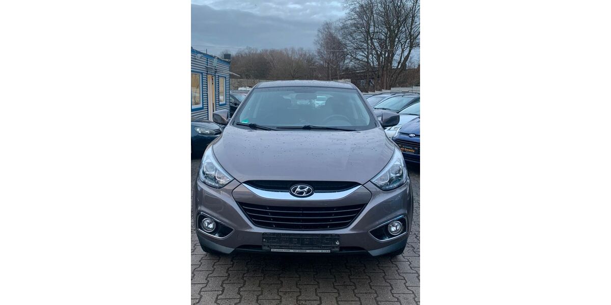 Hyundai ix35 98.000 km 8.999 &euro; Essen 45356