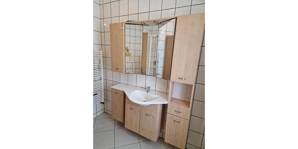 Etagenwohnung Duisburg Laar - 5 Zimmer, 110 m&sup2;, 1.300&euro; | Angebot:25408466