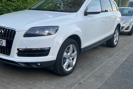 Audi Q7 254.000 km 8.300 &euro; Essen 45329