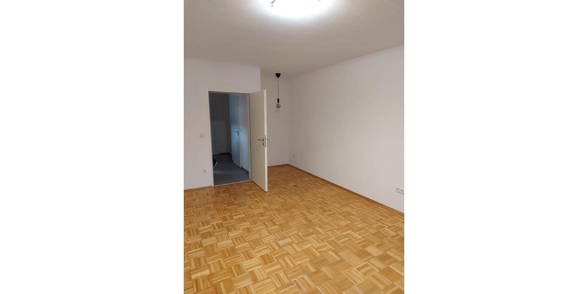 Etagenwohnung Bochum Querenburg - 1 Zimmer, 38 m&sup2;, 455&euro; | Angebot:25256994
