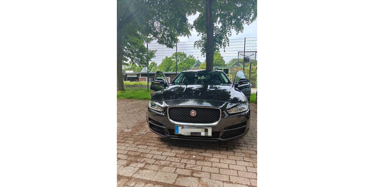 Jaguar XE 98.000 km 17.500 &euro; Essen 45279