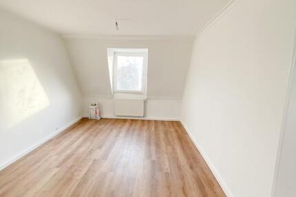 Helle 4,5-Zimmer Wohnung in Dortmund-Eving – bezugsfertig nach Re 4 zimmer