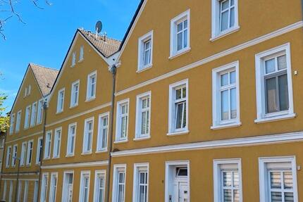 Mehrfamilienhaus Essen Kray kernsaniert Südpark Ruhr Steele 15 zimmer